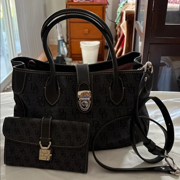 Dooney & Bourke Black Logo Jacquard Satchel with Matching Wallet - Picture 1 of 14